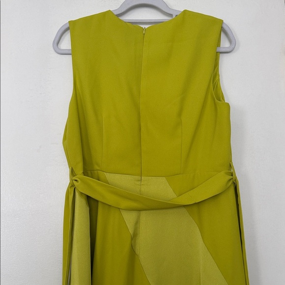 Phase Eight Lime Green Sleeveless Dress - Picture 3 of 5